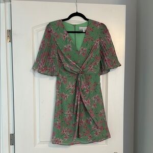 Adelyn Rae Green Floral Ruched Dress - XS